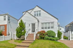 162-29 95th St, Howard Beach, NY 11414 - Photo 7