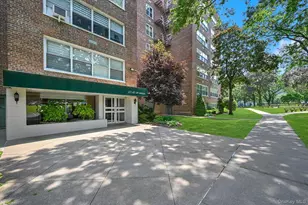 211-40 18th Ave, Bayside, NY 11360 - Photo 21