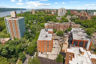 2736 Independence Ave, Bronx, NY 10463 - Photo 27