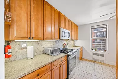 2736 Independence Avenue #6C, Bronx, NY 10463 - Photo 5