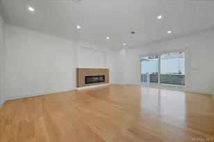 319 Blacksmith Road W, Levittown, NY 11756 - Photo 13