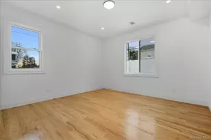 319 Blacksmith Road W, Levittown, NY 11756 - Photo 25