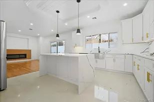 319 Blacksmith Road W, Levittown, NY 11756 - Photo 13