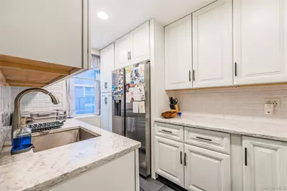 12325 82nd Avenue #4K, Kew Gardens, NY 11415 - Photo 5