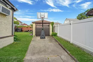 85-11 169th St, Jamaica, NY 11432 - Photo 33