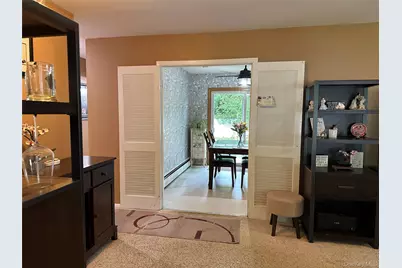 2 Hamilton Court, Coram, NY 11727 - Photo 21