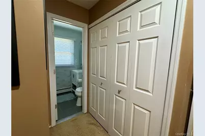 2 Hamilton Court, Coram, NY 11727 - Photo 15