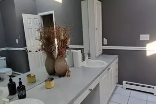 943 MacArthur St, Bohemia, NY 11716 - Photo 9