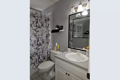 943 Macarthur Street, Bohemia, NY 11716 - Photo 7