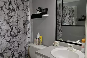 943 MacArthur St, Bohemia, NY 11716 - Photo 7