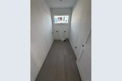 101 Clocks Boulevard, Massapequa, NY 11758 - Photo 19