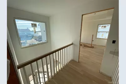 101 Clocks Boulevard, Massapequa, NY 11758 - Photo 21