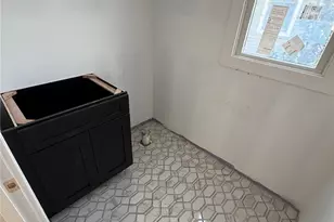 101 Clocks Blvd, Massapequa, NY 11758 - Photo 17