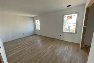 101 Clocks Blvd, Massapequa, NY 11758 - Photo 25