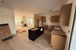 103 Clocks Blvd, Massapequa, NY 11758 - Photo 9