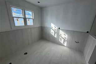 103 Clocks Blvd, Massapequa, NY 11758 - Photo 29