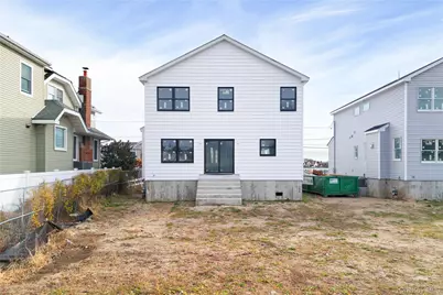 103 Clocks Boulevard, Massapequa, NY 11758 - Photo 21