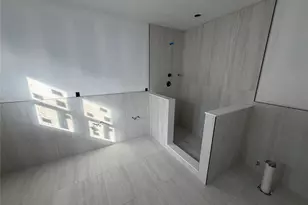 103 Clocks Blvd, Massapequa, NY 11758 - Photo 19