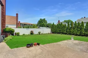 104 S 3rd St, New Hyde Park, NY 11040 - Photo 27