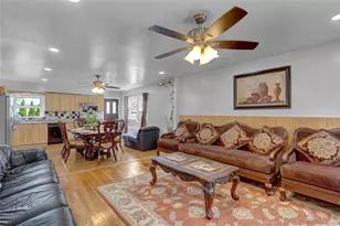 104 S 3rd St, New Hyde Park, NY 11040 - Photo 7