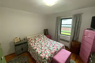 73-19 217th St, Oakland Gardens, NY 11364 - Photo 13