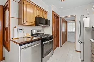 21 Delaware St, Port Jervis, NY 12771 - Photo 9