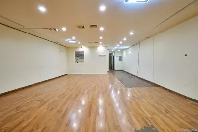 13340 37th Avenue, Flushing, NY 11354 - Photo 7