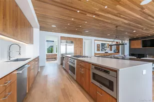 470 Lloyds Ln, Mattituck, NY 11952 - Photo 13