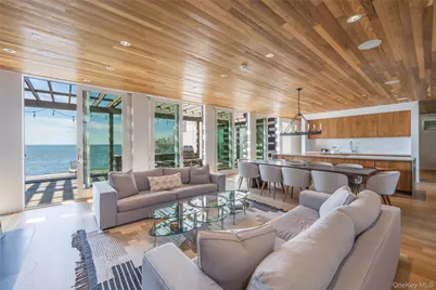 470 Lloyds Lane, Mattituck, NY 11952 - Photo 15