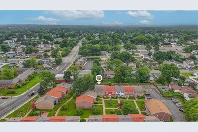 42 Springwood Drive, North Babylon, NY 11703 - Photo 15