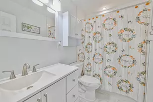 42 Springwood Dr, North Babylon, NY 11703 - Photo 23