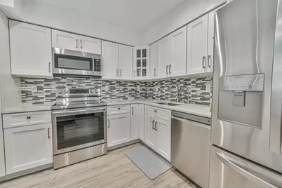 42 Springwood Drive, North Babylon, NY 11703 - Photo 21