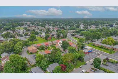 42 Springwood Drive, North Babylon, NY 11703 - Photo 13