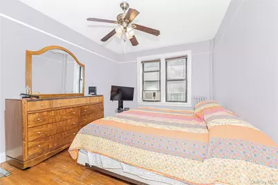 2187 Holland Avenue #2J, Bronx, NY 10462 - Photo 7