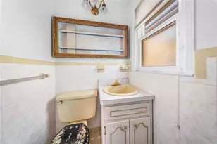 141-37 11th Ave, Whitestone, NY 11357 - Photo 9