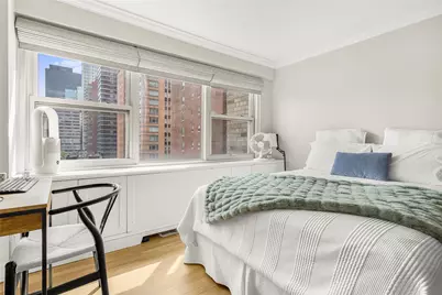 210 E 63rd Street #10E, New York, NY 10065 - Photo 5