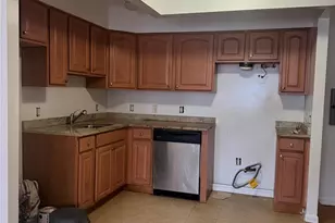 65-95 Terrace Ct, Maspeth, NY 11379 - Photo 3