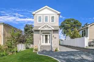 119 Whittier Dr, Kings Park, NY 11754 - Photo 3