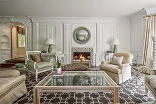 9 Meadow Spring Ln, Glen Cove, NY 11542 - Photo 11