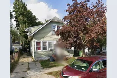 19 Sammis Place, Hempstead, NY 11550 - Photo 1