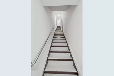 10605 49th Avenue, Corona, NY 11368 - Photo 17