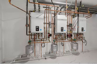 10605 49th Avenue, Corona, NY 11368 - Photo 31