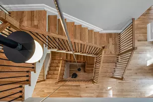 199E W Shore Rd, Great Neck, NY 11024 - Photo 27