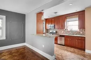 104-28 201st St, Saint Albans, NY 11412 - Photo 3