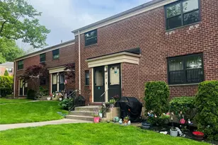 219-02 75th Ave, Oakland Gardens, NY 11364 - Photo 3