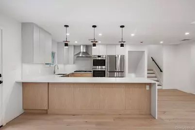 8 Junard Drive, Roslyn, NY 11576 - Photo 7