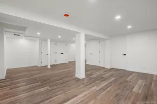 8 Junard Dr, Roslyn, NY 11576 - Photo 27