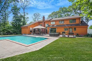 318 Sheep Pasture Rd, East Setauket, NY 11733 - Photo 35