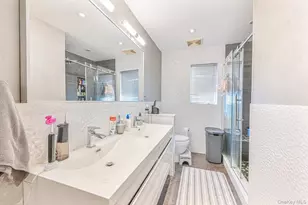 972 South End, Woodmere, NY 11598 - Photo 15