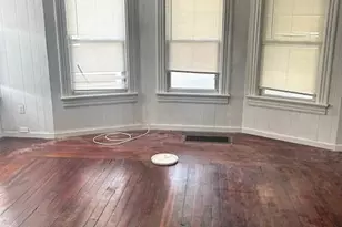 82 N Hamilton St, Poughkeepsie, NY 12601 - Photo 3